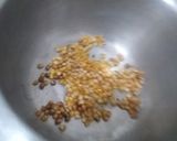 A picture of step 1 of 5 minute caramel popcorn.