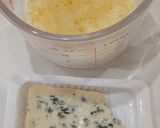 Foto del paso 3 de la receta Menú Completo: Pasta al Queso Azul en Microondas, Secreto Ibérico al Limón y Peras plancha en miel