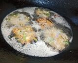 A picture of step 4 of Mix Pakoray.