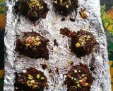 A picture of step 6 of Chocolaty coconut bites.