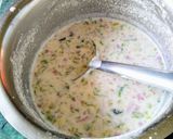 A picture of step 3 of Rava Dosa.