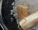 A picture of step 1 of Sabudana in a fruit dressing.