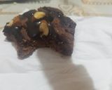 A picture of step 8 of Date,chocolate and honey slices.