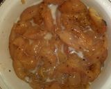 Foto del paso 1 de la receta: Tiritas de pollo empanizadas (con un toque picante)