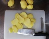 Foto del passaggio 1 della ricetta Patate al forno al limone 🌷