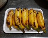 Hình bước làm 1 của món Bánh chuối nướng bằng nồi cơm điện