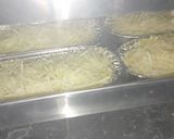 Foto langkah ke 6 dari resep Pastel Tutup Lumer.