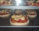 Pizza Mini (bisa jadi ide jualan/market day di sekolah anak) langkah memasak 9 foto