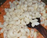 A picture of step 5 of Masala cheese macaroni.