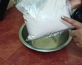 हार्ट शेप रेड वेलवेट केक (heart shape Red velvet cake recepie in hindi) रेसिपी चरण 1 फोटो