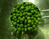 मटार करंजी (Matar Karanji Recipe In Marathi) रेसिपी स्टेप 2 फोटो 