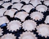 Foto del paso 3 de la receta: Masa quebrada para tarteletas saladas