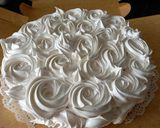 Foto del paso 5 de la receta: Torta decorada con merengue