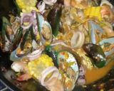 Foto langkah ke 5 dari resep Seafood Saus Padang.
