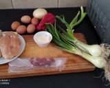 Foto del paso 1 de la receta: Tarta de pollo y cebolla de verdeo con masa integral