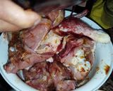 Foto del paso 1 de la receta: Pollo y conejo al horno acompañado con rocoto relleno y soltero de habas