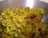 A picture of step 5 of Matar Poha.