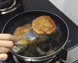 A picture of step 3 of Pizza burger.