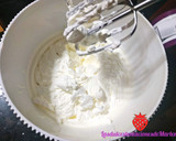 Foto del paso 2 de la receta: Tarta de turrón de yema tostada