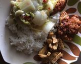 A picture of step 4 of Serundeng.. a traditional Balinese dish for any and all ceremonies must have.