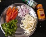 रेड सॉस पास्ता (Red sauce pasta recipe in Hindi) रेसिपी चरण 2 फोटो