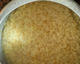 A picture of step 1 of Dal palak.