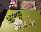 Foto del paso 1 de la receta: Arroz con pollo y brócoli
