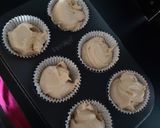 A picture of step 2 of Vanilla cupcakes.