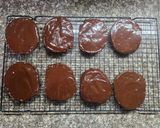 Foto del paso 8 de la receta: Salchijor - Alfajor de salchichón