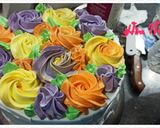 A picture of step 10 of Coloured Rosettes cake.
