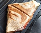 Une image de l'étape 2 de Wrap chaud façon croque monsieur.