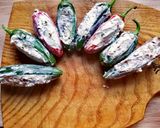 Jalapeno poppers (sajtkrémmel töltött jalapeno, rántva) recept fázis 2 fotója
