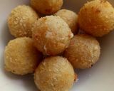 Foto langkah ke 4 dari resep Cilok Crispy Isi Keju.