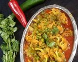 गोभी मटर तरी (gobi matar teri recipe in Hindi) रेसिपी चरण 3 फोटो