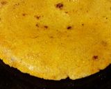 A picture of step 2 of Makka parantha.