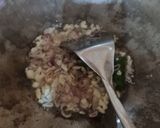 Foto langkah ke 2 dari resep Tumis sawi putih sosis.