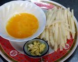 รูปขั้นตอนการทำที่ 1 ของ มันแกวผัดไข่