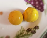 Foto del paso 6 de la receta: Ensaladilla sobre barcas de pan de gambas