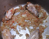 Foto del paso 2 de la receta: Guisito de arroz, papas y alitas 🍽