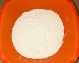 A picture of step 1 of Chicken pie.