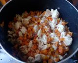 Foto del paso 3 de la receta: Caiguas rellenas de pollo con zanahorias
