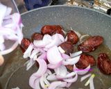 Une image de l'étape 3 de ROUGAIL SAUCISSES FUMÉES aux GROS PIMENTS (spécialité Réunionnaise).