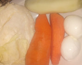 A picture of step 1 of Simple coslow salad.