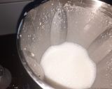 A picture of step 4 of Almond milk shake.