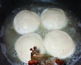 A picture of step 5 of Filled Doughnut.