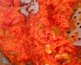 गाजर हलवा (gajar halwa recipe in marathi) रेसिपी स्टेप 4 फोटो 