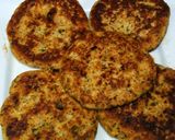 A picture of step 3 of Chicken burgers.