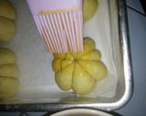 Foto langkah ke 5 dari resep Roti labu kuning.