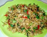 Foto langkah ke 4 dari resep Ongseng oncom daun bawang seledri.