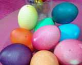Foto del paso 6 de la receta: Huevos de colores